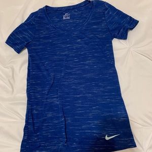 Nike dry fit slim cut tee